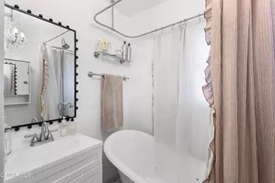 15234 Dickens Street #1/4, Sherman Oaks, CA 91403 - Photo 17