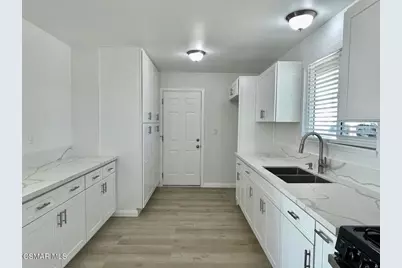 2233 Caldwell Avenue, Simi Valley, CA 93065 - Photo 3