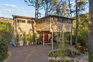2025 McKain St, Calabasas, CA 91302 - Photo 1