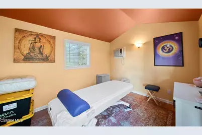 2025 McKain Street, Calabasas, CA 91302 - Photo 15