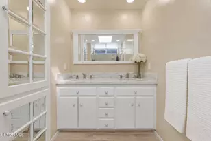 3948 Royal Glen Ct, Westlake Village, CA 91361 - Photo 23