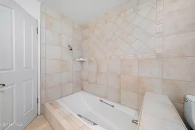 587 Calle Sequoia, Thousand Oaks, CA 91360 - Photo 17