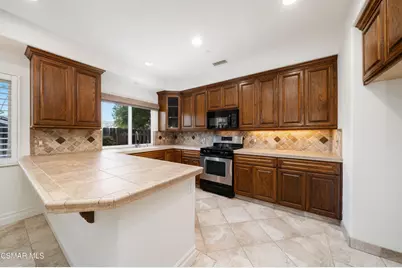 587 Calle Sequoia, Thousand Oaks, CA 91360 - Photo 39