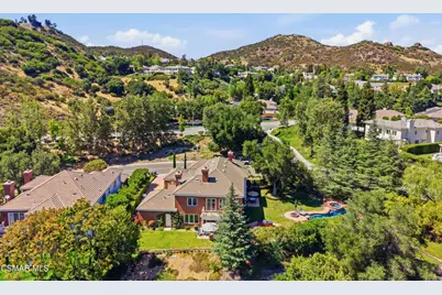 210 Lake Sherwood Drive, Westlake Village, CA 91361 - Photo 5