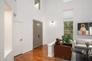921 Ellesmere Way, Oak Park, CA 91377 - Photo 5