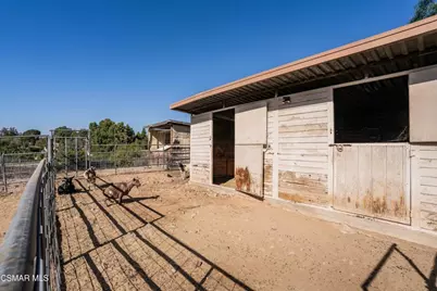 1039 Nonchalant Drive, Simi Valley, CA 93065 - Photo 43