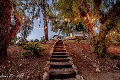 1039 Nonchalant Drive, Simi Valley, CA 93065 - Photo 39