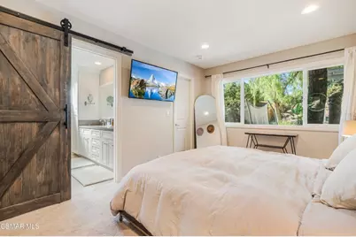 1039 Nonchalant Drive, Simi Valley, CA 93065 - Photo 23
