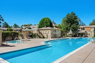 26963 Hillsborough Pkwy, Valencia, CA 91354 - Photo 21