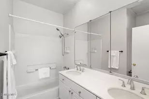 26963 Hillsborough Pkwy, Valencia, CA 91354 - Photo 15