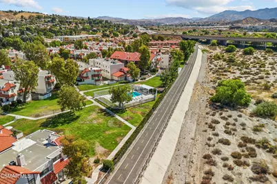 27656 Ironstone Drive #5, Canyon Country, CA 91387 - Photo 49