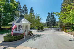 4006 Hunt Club Ct, Agoura Hills, CA 91301 - Photo 61