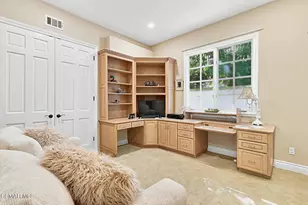 4006 Hunt Club Ct, Agoura Hills, CA 91301 - Photo 23