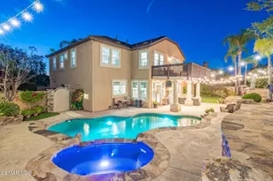 728 Rustic Hills Dr, Simi Valley, CA 93065 - Photo 9