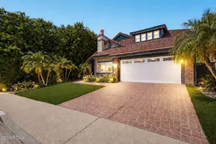 30049 Trail Creek Dr, Agoura Hills, CA 91301 - Photo 3