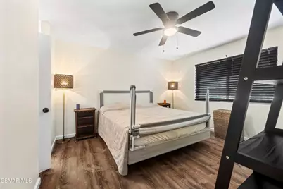 27654 Ironstone Drive #1, Canyon Country, CA 91387 - Photo 9