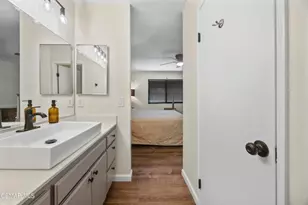 27654 Ironstone Dr, Canyon Country, CA 91387 - Photo 11