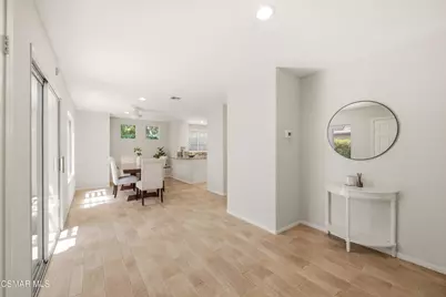2043 Tulip Avenue, Simi Valley, CA 93063 - Photo 7