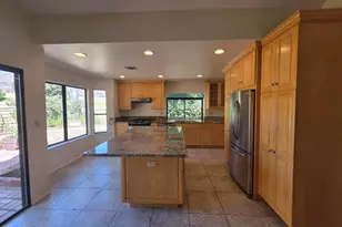 2414 Rikkard Dr, Thousand Oaks, CA 91362 - Photo 11