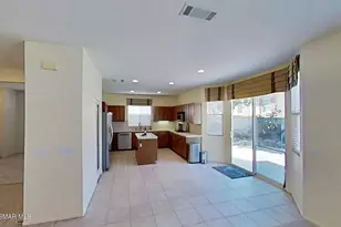 225 Galway Ln, Simi Valley, CA 93065 - Photo 9