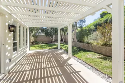 185 Laurel Wood Court, Simi Valley, CA 93065 - Photo 27