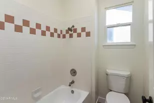 185 Laurel Wood Ct, Simi Valley, CA 93065 - Photo 15