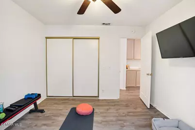 588 Monteleone Avenue, Oak Park, CA 91377 - Photo 27