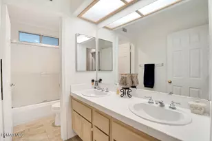 588 Monteleone Ave, Oak Park, CA 91377 - Photo 23