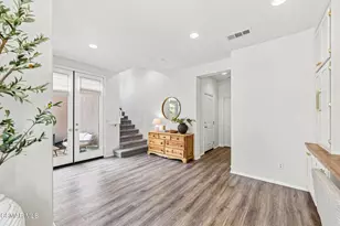 425 Stratus Ln, Simi Valley, CA 93065 - Photo 13