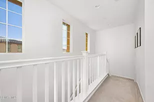 425 Stratus Ln, Simi Valley, CA 93065 - Photo 17