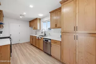 1634 Arcane St, Simi Valley, CA 93065 - Photo 5