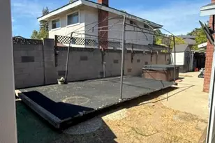 204 Knollwood Dr, Newbury Park, CA 91320 - Photo 15