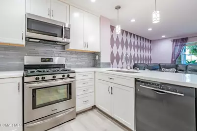1043 Waltham Road #E, Simi Valley, CA 93065 - Photo 49