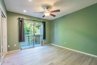 1043 Waltham Road #E, Simi Valley, CA 93065 - Photo 35