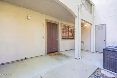 1043 Waltham Road #E, Simi Valley, CA 93065 - Photo 13