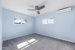 5076 Escobedo Dr, Woodland Hills, CA 91364 - Photo 29