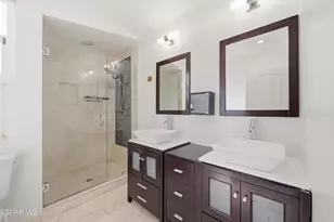 5076 Escobedo Dr, Woodland Hills, CA 91364 - Photo 27