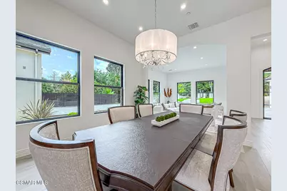 395 Sherwood Court, Thousand Oaks, CA 91361 - Photo 15