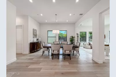 395 Sherwood Court, Thousand Oaks, CA 91361 - Photo 15