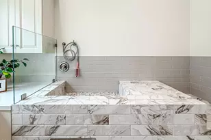 395 Sherwood Ct, Thousand Oaks, CA 91361 - Photo 53