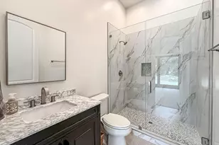 395 Sherwood Ct, Thousand Oaks, CA 91361 - Photo 49