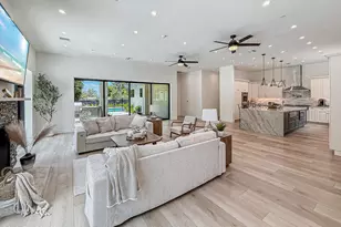 395 Sherwood Ct, Thousand Oaks, CA 91361 - Photo 19