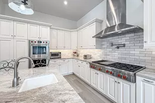 395 Sherwood Ct, Thousand Oaks, CA 91361 - Photo 33