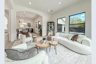 395 Sherwood Court, Thousand Oaks, CA 91361 - Photo 11