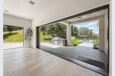 395 Sherwood Court, Thousand Oaks, CA 91361 - Photo 23