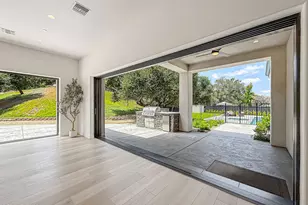 395 Sherwood Ct, Thousand Oaks, CA 91361 - Photo 23