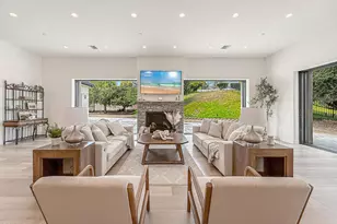 395 Sherwood Ct, Thousand Oaks, CA 91361 - Photo 25