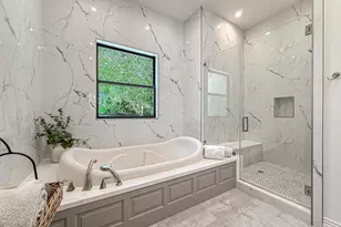 395 Sherwood Ct, Thousand Oaks, CA 91361 - Photo 43