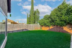 564 Strauss Dr, Newbury Park, CA 91320 - Photo 33
