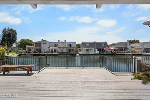 1654 Edgewater Ln, Camarillo, CA 93010 - Photo 33